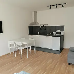 Apartmán Brand New #51 With Free Secure Parking In The Center, Praha